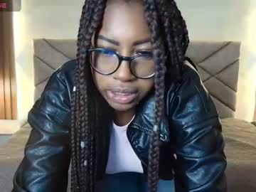 Raqueljones_ Chaturbate stream image from July 11, 2026