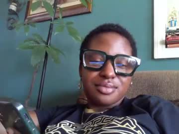 Nefertitibank Chaturbate stream image from July 11, 2026