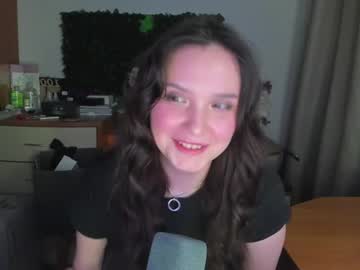 Doracharmer Chaturbate stream image from July 11, 2026