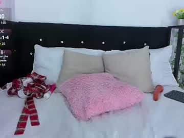 Naomy_Leeg Chaturbate stream image from July 11, 2026
