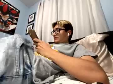 Jay10697 Chaturbate stream image from July 12, 2026