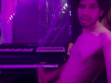 Luis603ito Chaturbate stream image from July 12, 2026