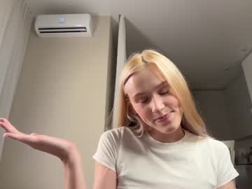 Vi_World Chaturbate stream image from July 12, 2026