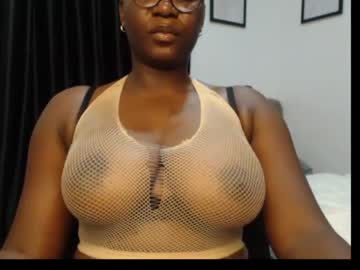 Sexy_Pearl12 Chaturbate stream image from July 13, 2026