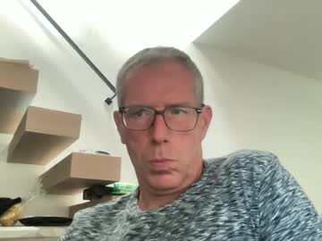 Choupipat1 Chaturbate stream image from July 13, 2026