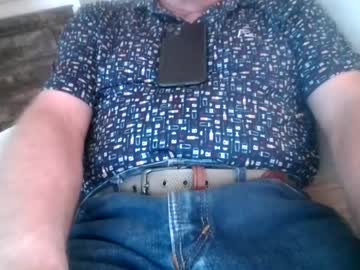 Larryj007 Chaturbate stream image from July 14, 2026