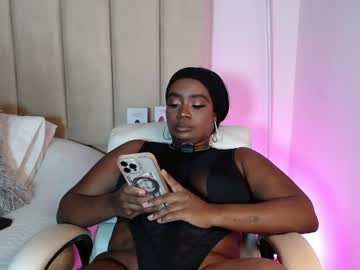 Britanymooree Chaturbate stream image from July 14, 2026