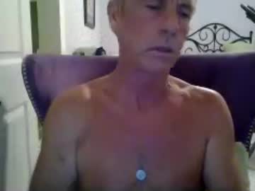 Cumngetit910 Chaturbate stream image from July 14, 2026