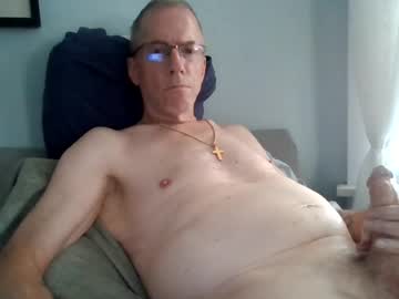 Daddyluvssmoothies Chaturbate stream image from July 14, 2026