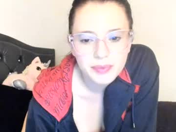 Ema_04 Chaturbate stream image from July 15, 2026