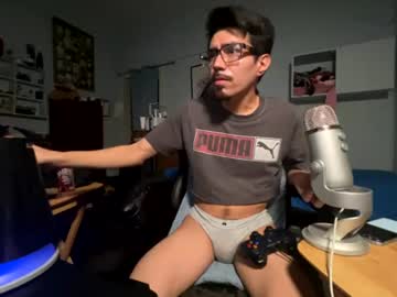 Harddmikee Chaturbate stream image from July 15, 2026
