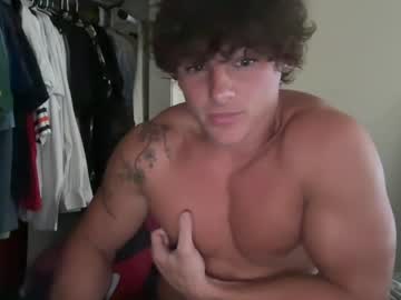 Kanewetwood Chaturbate stream image from July 15, 2026