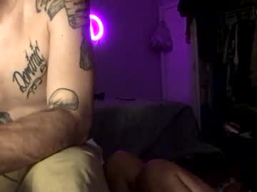 Sweatshow Chaturbate stream image from July 15, 2026