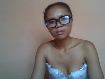 Sylvaniah01 Chaturbate stream image from July 15, 2026