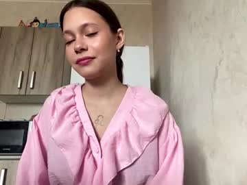 Charlineklickman Chaturbate stream image from July 15, 2026
