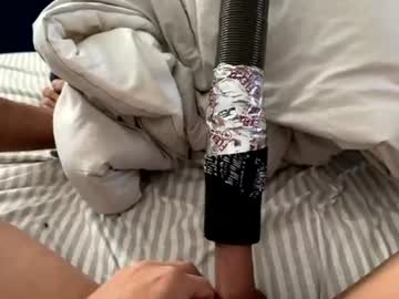 Yungdagger8 Chaturbate stream image from July 15, 2026