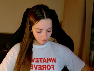 Kiravair Chaturbate stream image from July 15, 2026