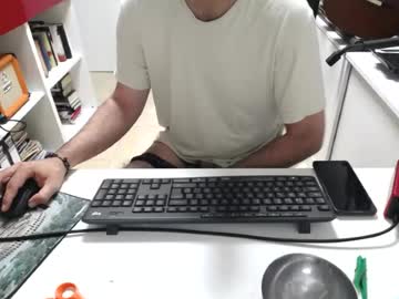 Canyes Chaturbate stream image from July 15, 2026