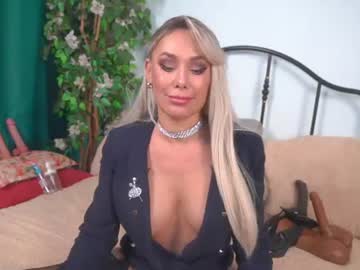 Isadoradunkan Chaturbate stream image from July 15, 2026