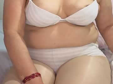 Melihotxxx Chaturbate stream image from July 16, 2026