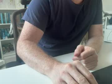 Surfstar81 Chaturbate stream image from July 16, 2026