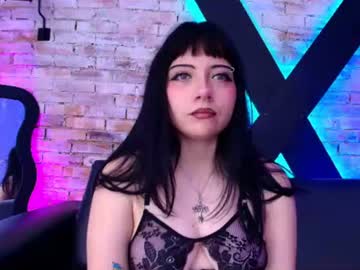 Badeyesss Chaturbate stream image from July 16, 2026