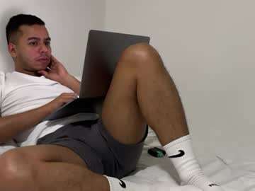 Hvm20 Chaturbate stream image from July 16, 2026
