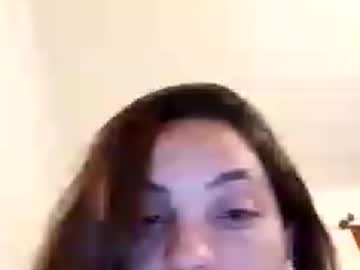 Arallara16 Chaturbate stream image from July 16, 2026