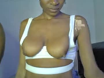 Chynasquirt Chaturbate stream image from July 16, 2026
