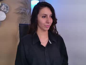 Luna_Willians Chaturbate stream image from July 16, 2026