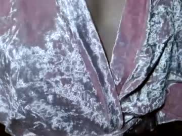 Queenoftenderness Chaturbate stream image from July 16, 2026