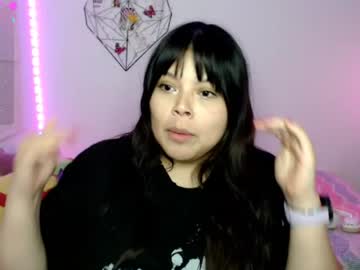 Elymoon Chaturbate stream image from July 17, 2026