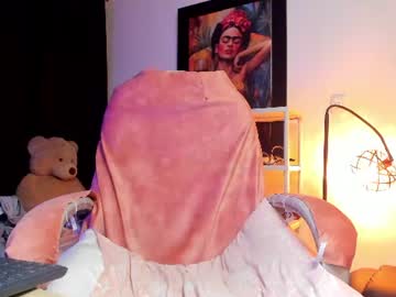 Kimmberly_Saenz_ Chaturbate stream image from July 17, 2026