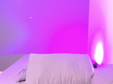 Alexiiabrown Chaturbate stream image from July 17, 2026