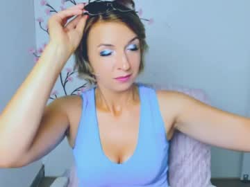 Mishelle_Blondie Chaturbate stream image from July 17, 2026