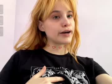 Lili_Pup Chaturbate stream image from July 17, 2026