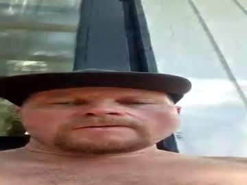 Hemploverman Chaturbate stream image from July 17, 2026