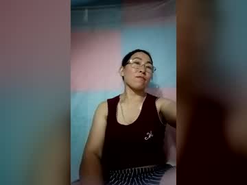 Mickye00 Chaturbate stream image from July 17, 2026