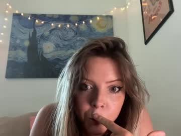 Alexxxluna0437 Chaturbate stream image from July 17, 2026
