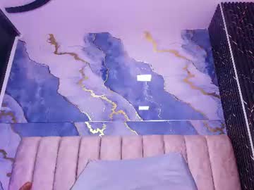 Valeria_Rioss Chaturbate stream image from July 17, 2026