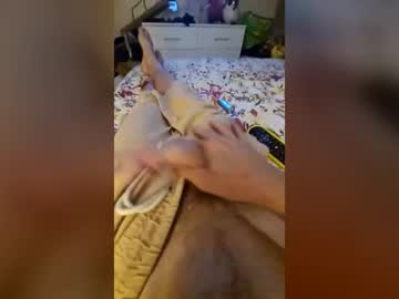 Pablohung28 Chaturbate stream image from July 17, 2026