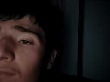 Uselessboy666 Chaturbate stream image from July 17, 2026