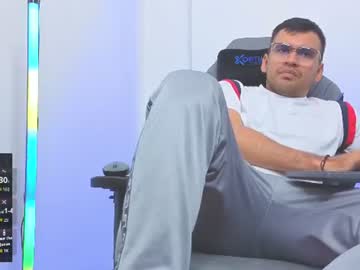 Hamiltong12 Chaturbate stream image from July 18, 2026