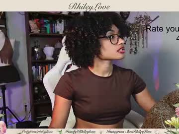 Rhileylove Chaturbate stream image from July 18, 2026