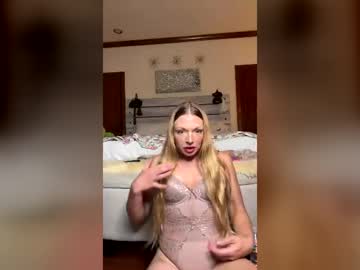 Dirtydaphniadeets Chaturbate stream image from July 18, 2026