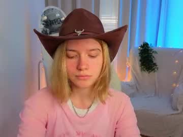Milanarayy Chaturbate stream image from July 18, 2026