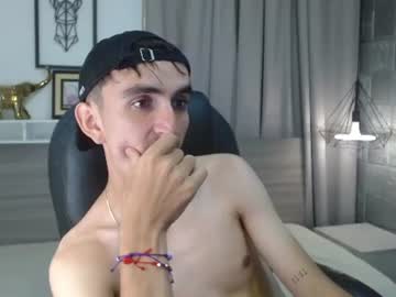 Mykecastle Chaturbate stream image from July 18, 2026