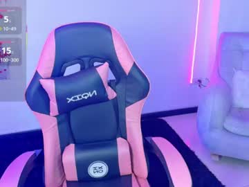 Adrii_Foxx Chaturbate stream image from July 18, 2026