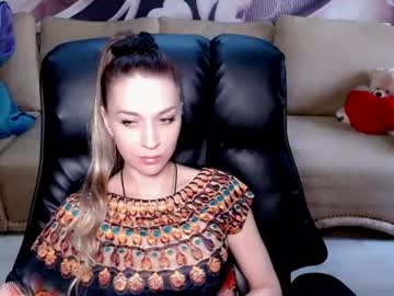 Lovellymalina Chaturbate stream image from July 18, 2026