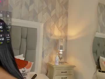 Zharia_Lux25 Chaturbate stream image from July 18, 2026